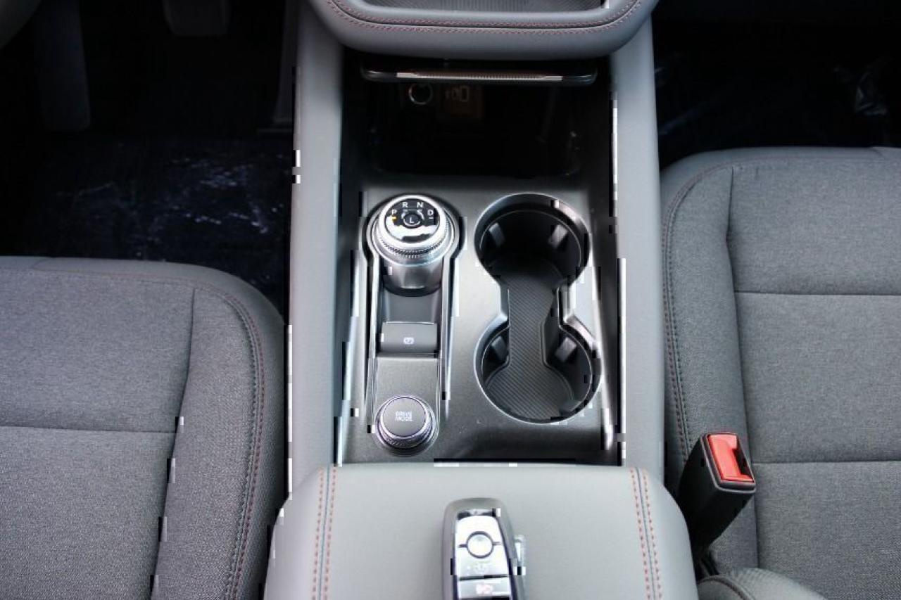 2025 Ford Explorer Active Photo