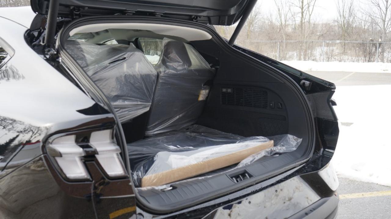 2025 Ford Mustang Mach-E Premium Photo