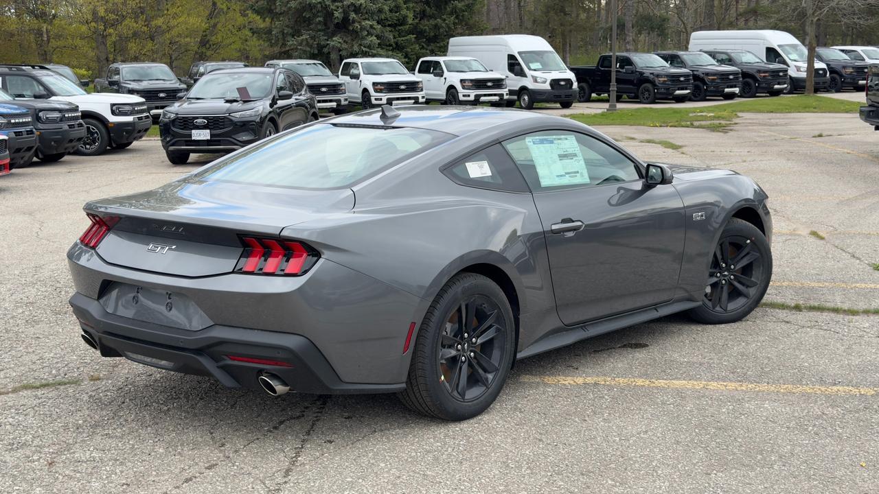 2026 Ford Mustang GT Fastback Photo