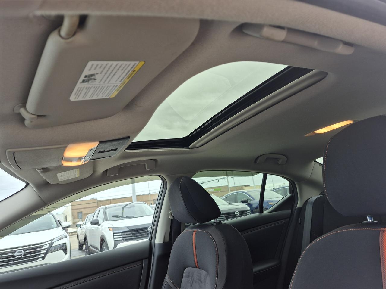 2020 Nissan Sentra SR Photo