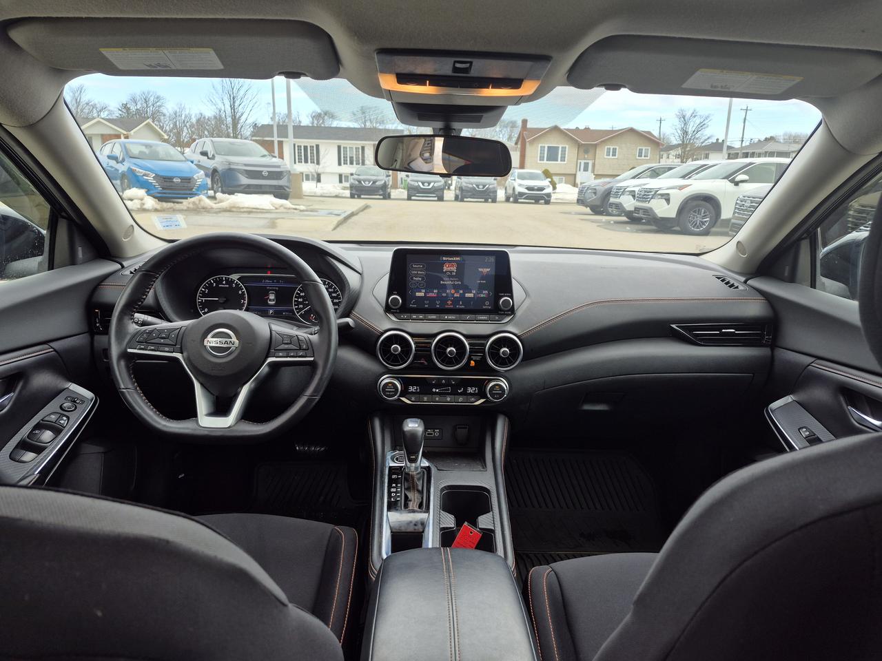 2020 Nissan Sentra SR Photo