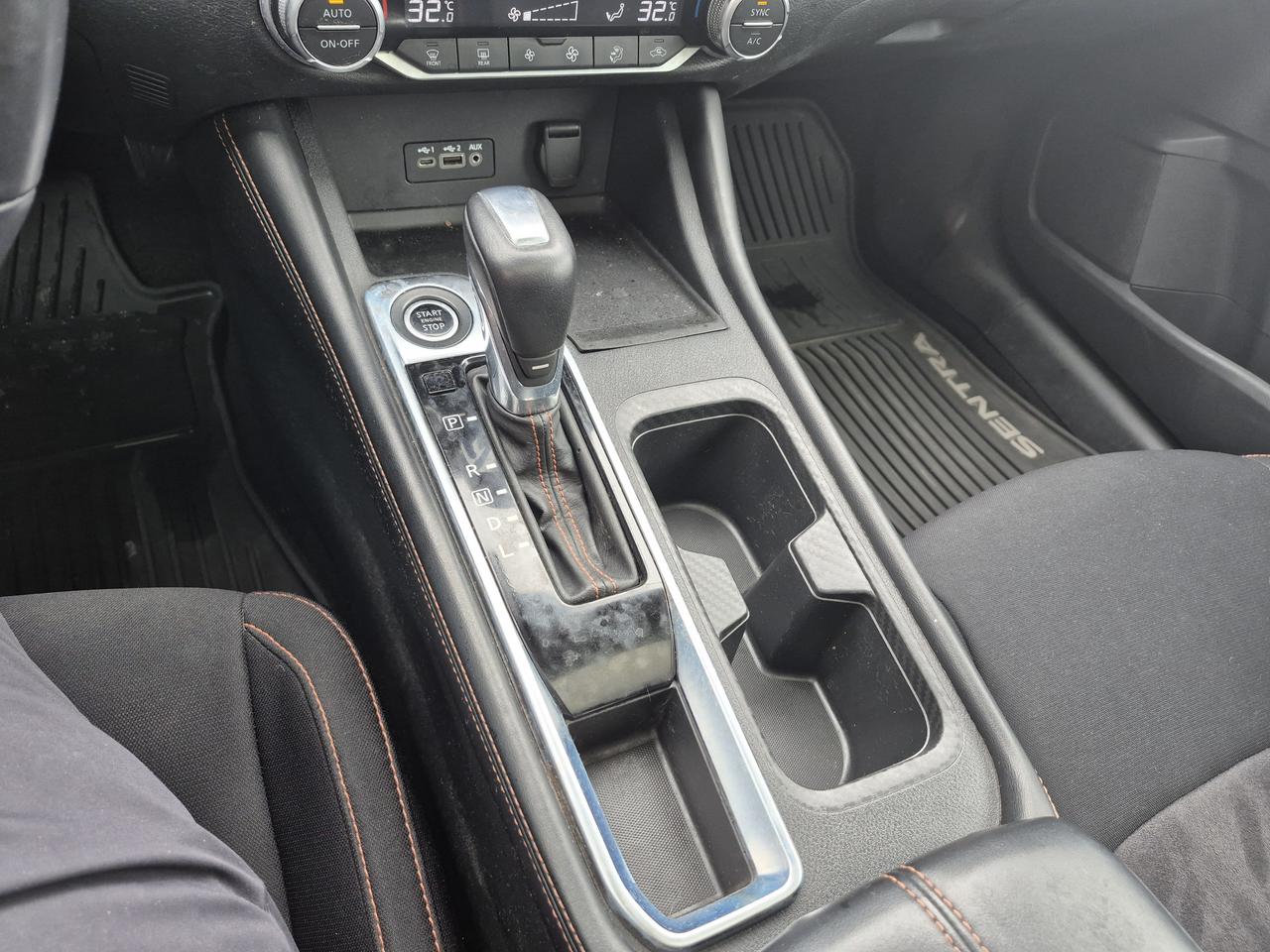 2020 Nissan Sentra SR Photo