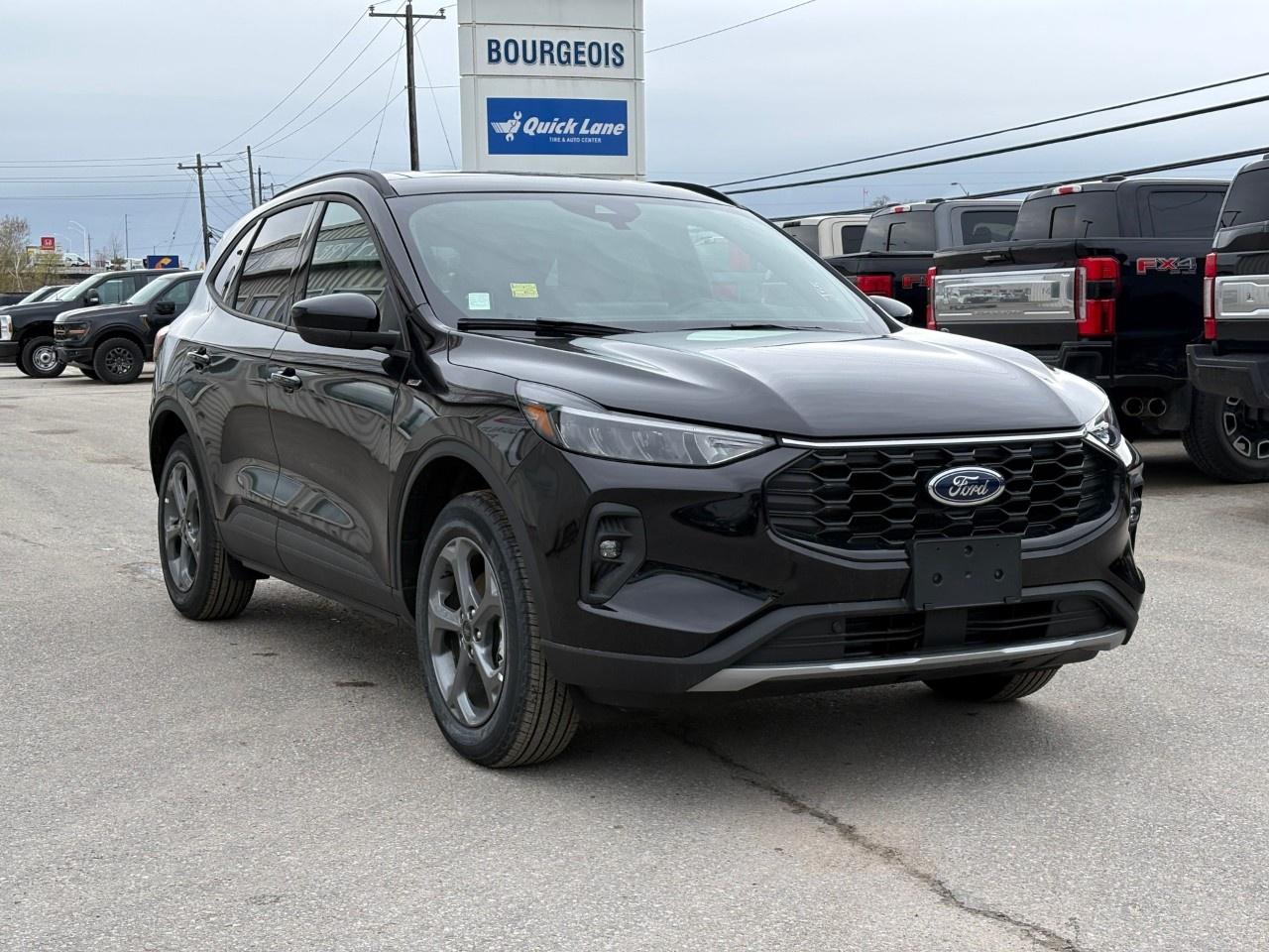 2025 Ford Escape ST-Line Select AWD Photo3