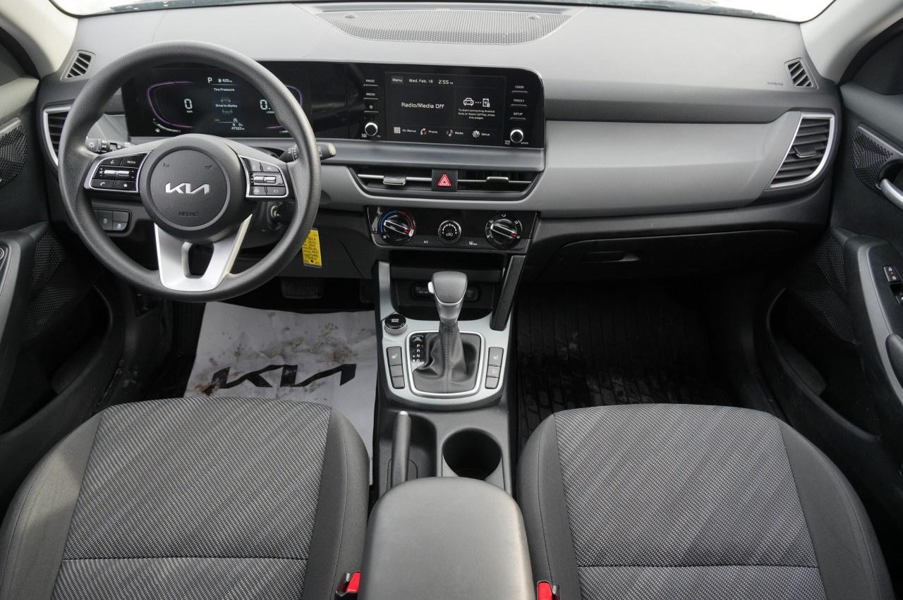 2024 Kia Seltos LX FWD Photo