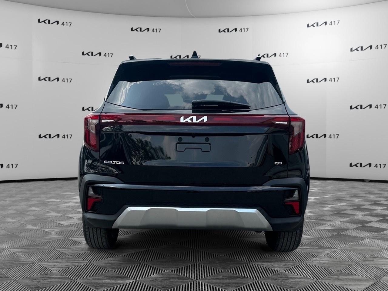 2026 Kia Seltos EX AWD Photo