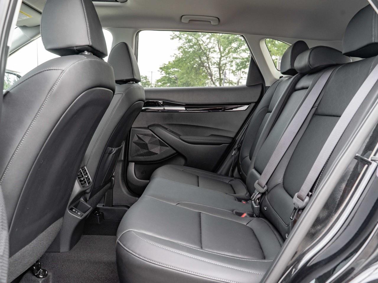 2026 Kia Seltos EX AWD Photo