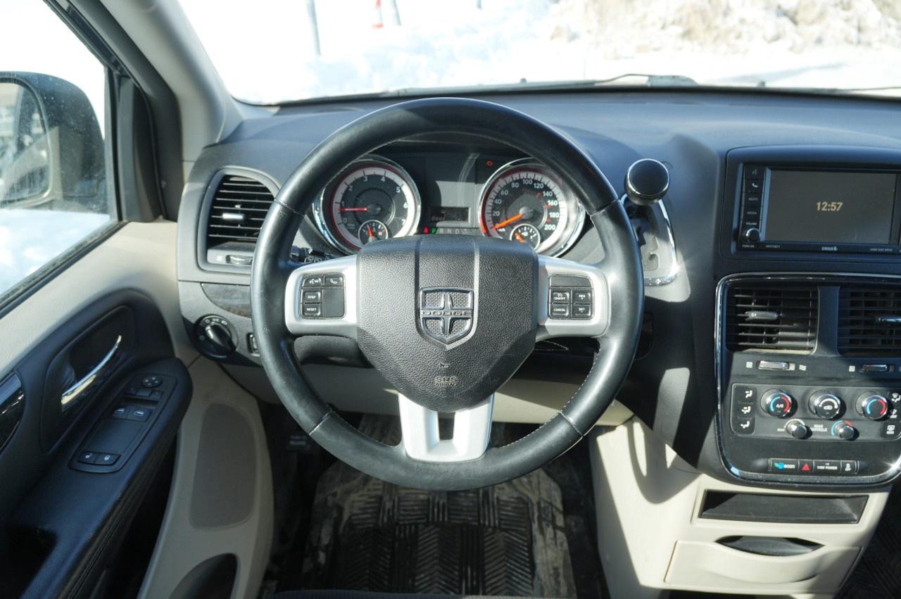 2013 Dodge Grand Caravan 4dr Wgn SXT Photo