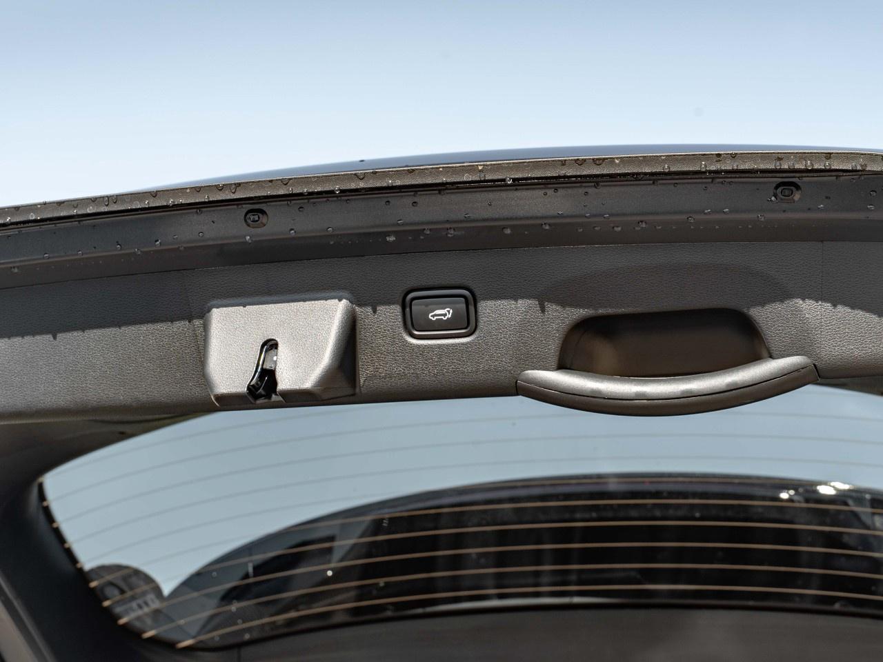 2026 Kia Sportage X-Line Limited AWD w/Black Interior Photo