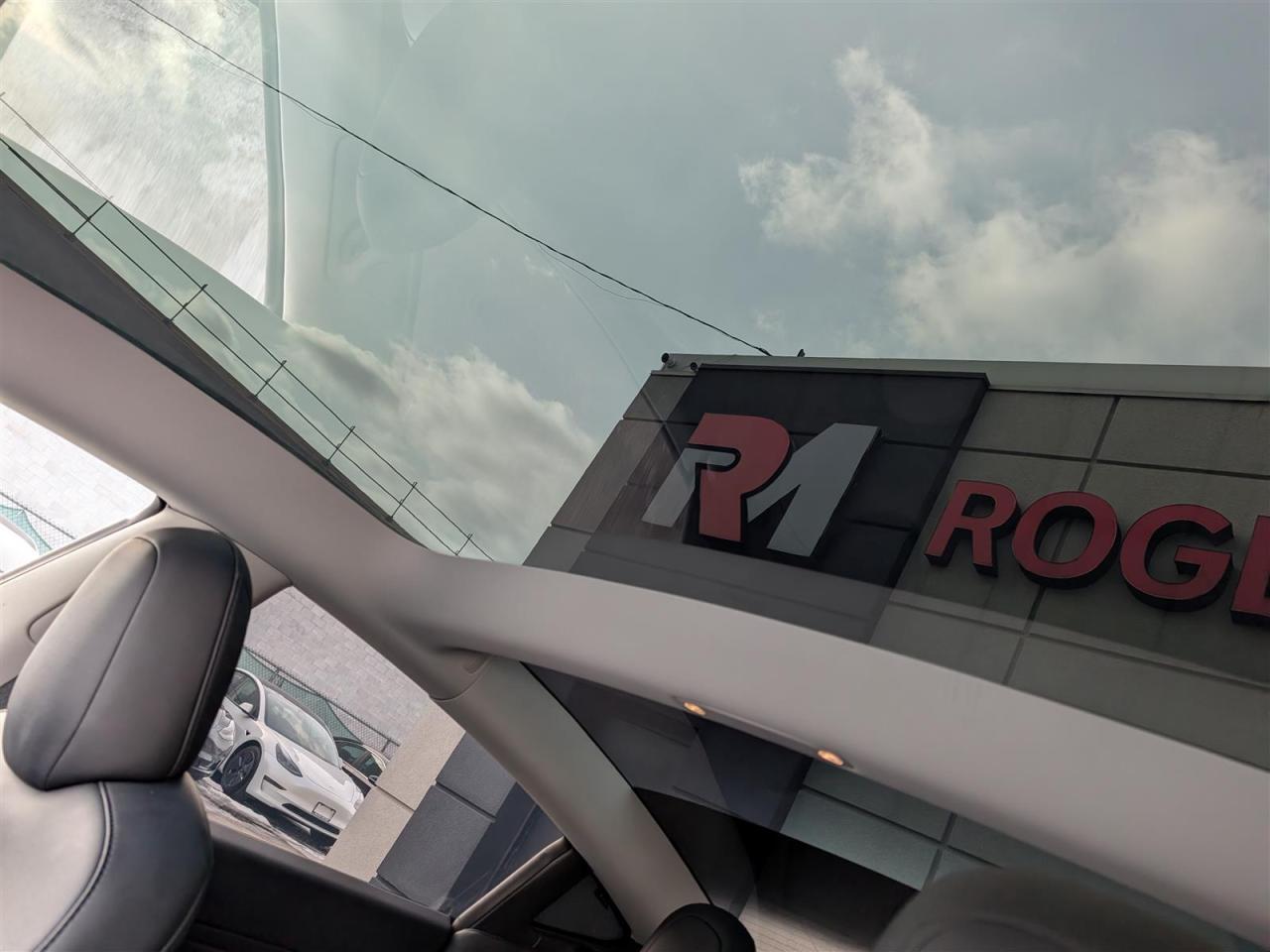 2022 Tesla Model 3 LONG RANGE AWD - DUAL MOTOR Photo