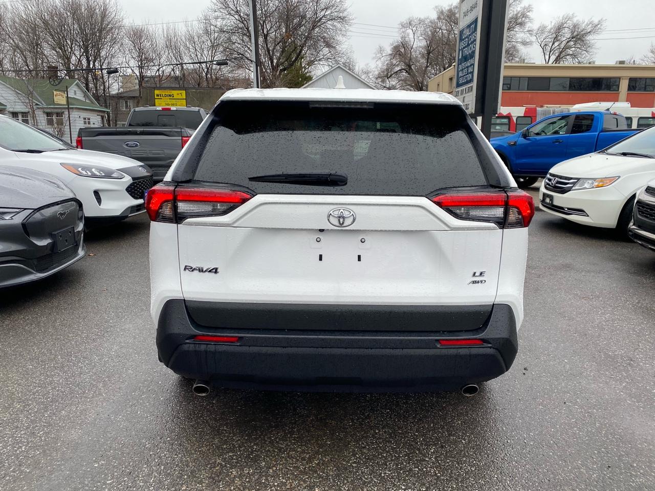 2024 Toyota RAV4 LE | AWD | Apple CarPlay Photo