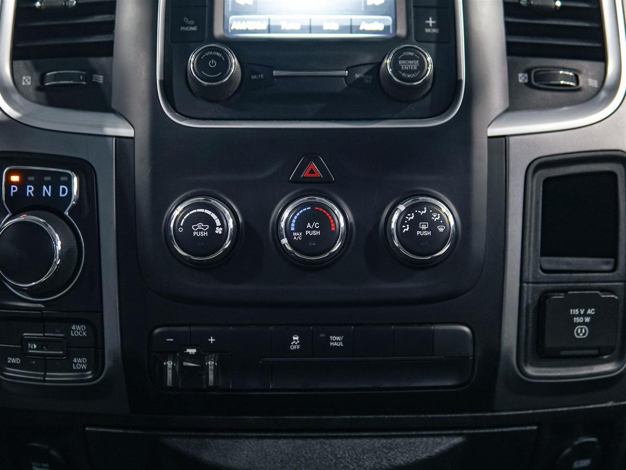 2023 RAM 1500 Classic SLT | CREW | 4X4 | 5.7L V8 HEMI | TOW PKG Photo