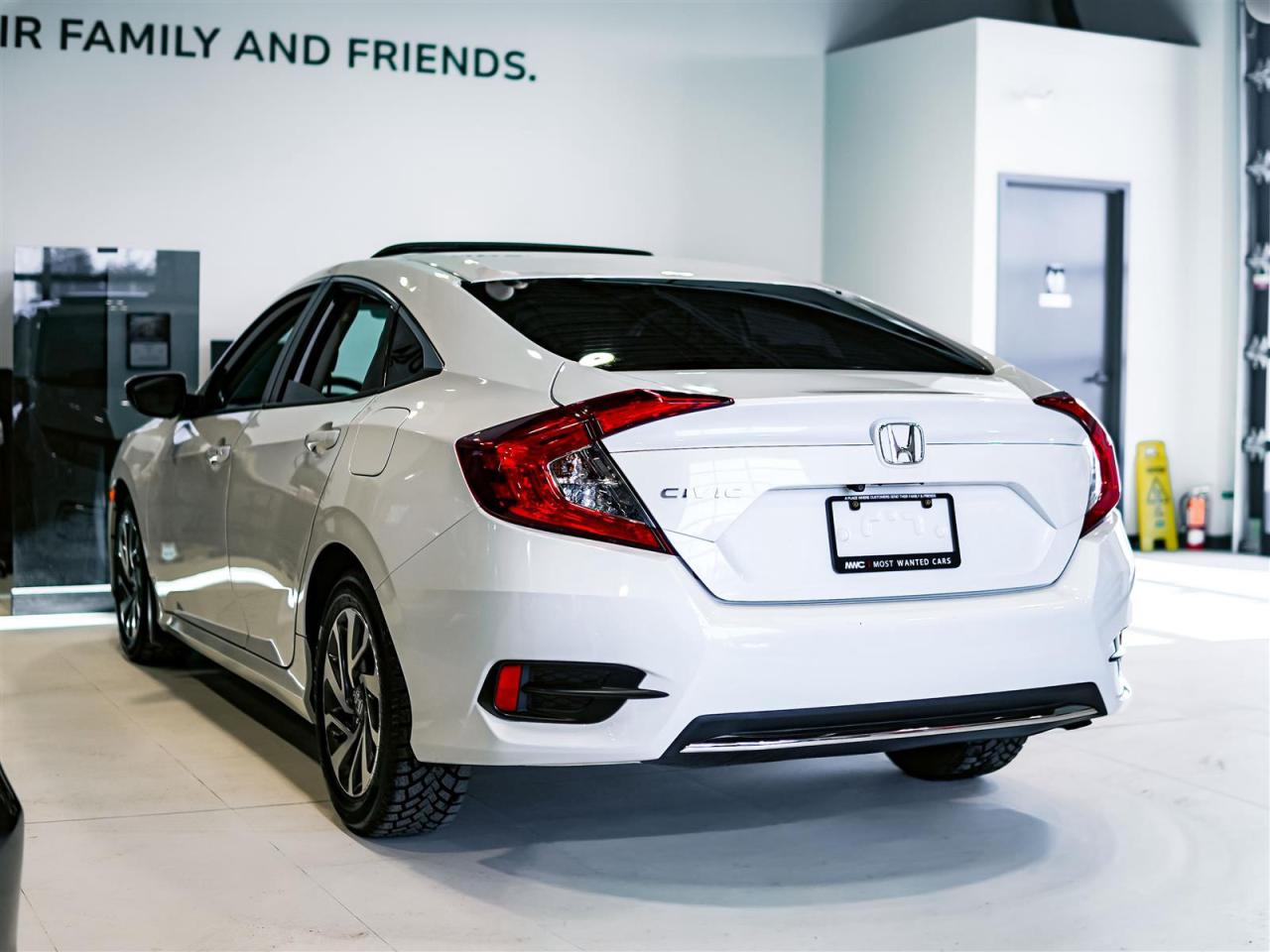 2019 Honda Civic EX | NO ACCIDENTS | SUNROOF | LANE WATCH Photo