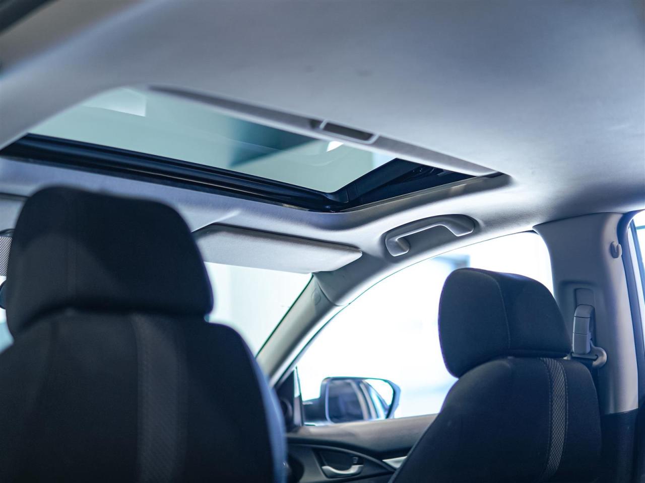 2019 Honda Civic EX | NO ACCIDENTS | SUNROOF | LANE WATCH Photo