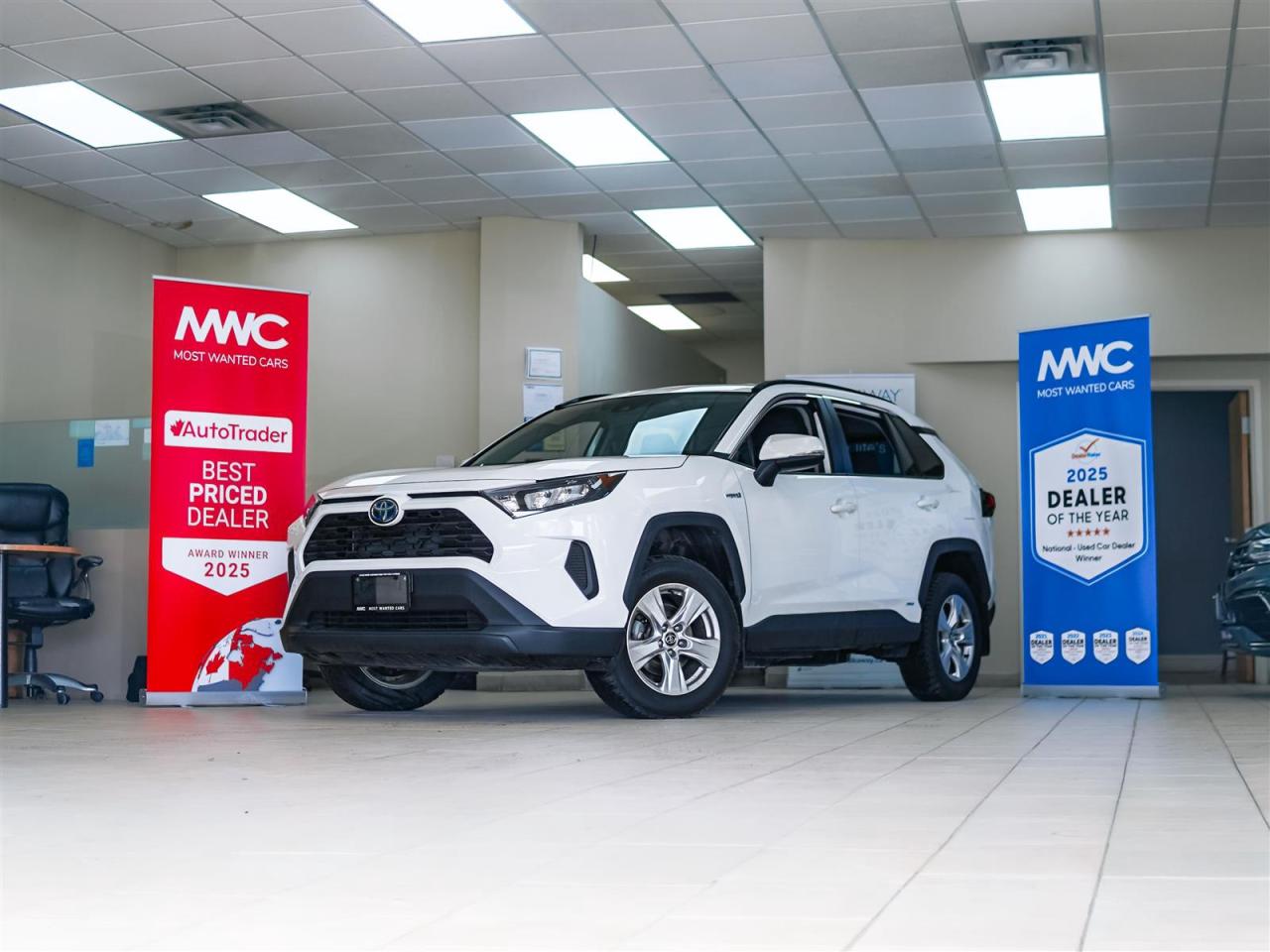 2021 Toyota RAV4 Hybrid HYBRID LE AWD | NO ACCIDENTS | 16 SERVICE RECORDS Photo