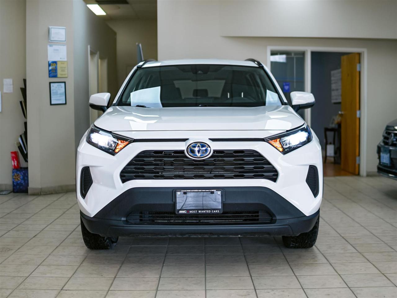 2021 Toyota RAV4 Hybrid HYBRID LE AWD | NO ACCIDENTS | 16 SERVICE RECORDS Photo2