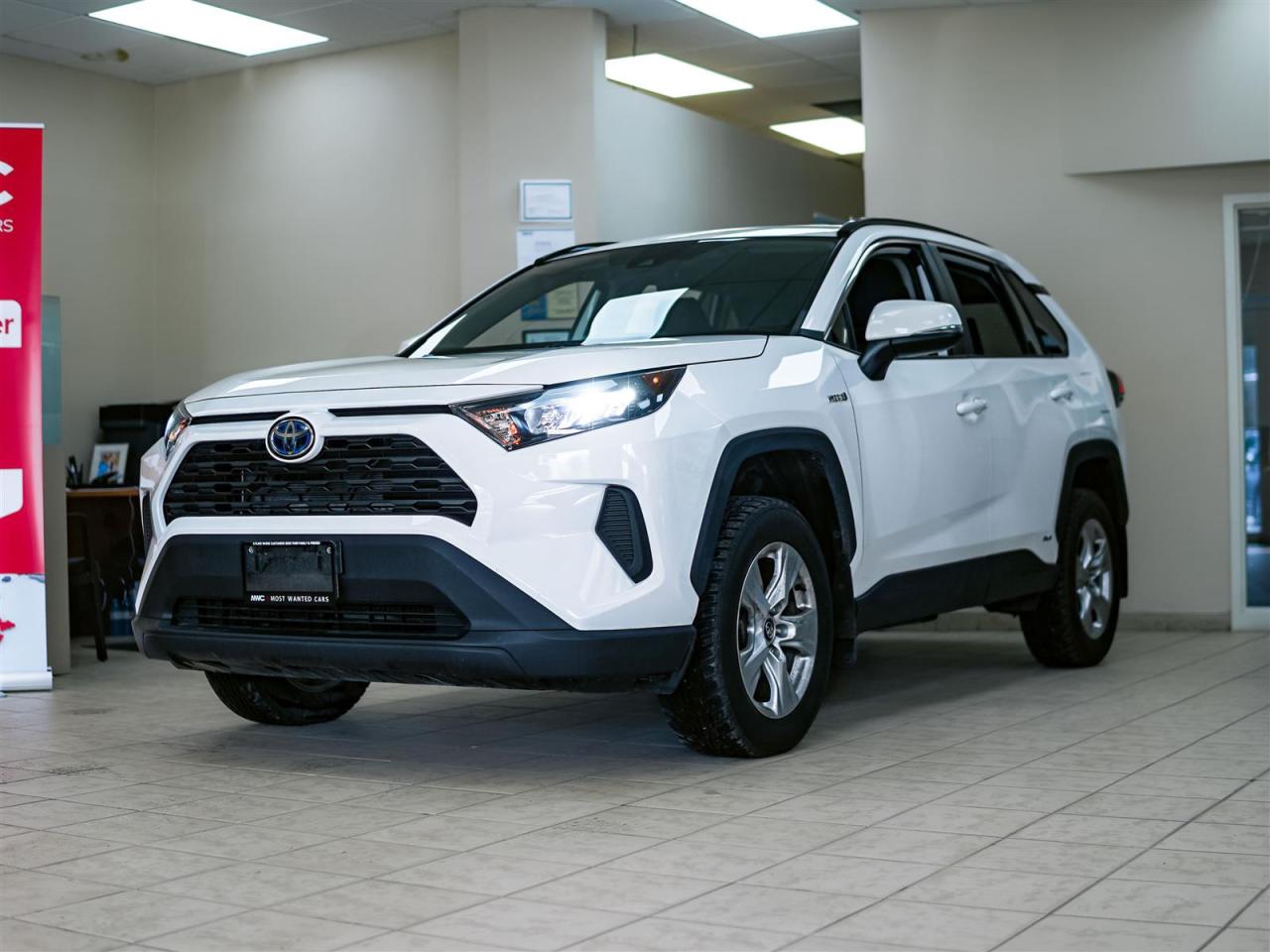 2021 Toyota RAV4 Hybrid HYBRID LE AWD | NO ACCIDENTS | 16 SERVICE RECORDS Photo