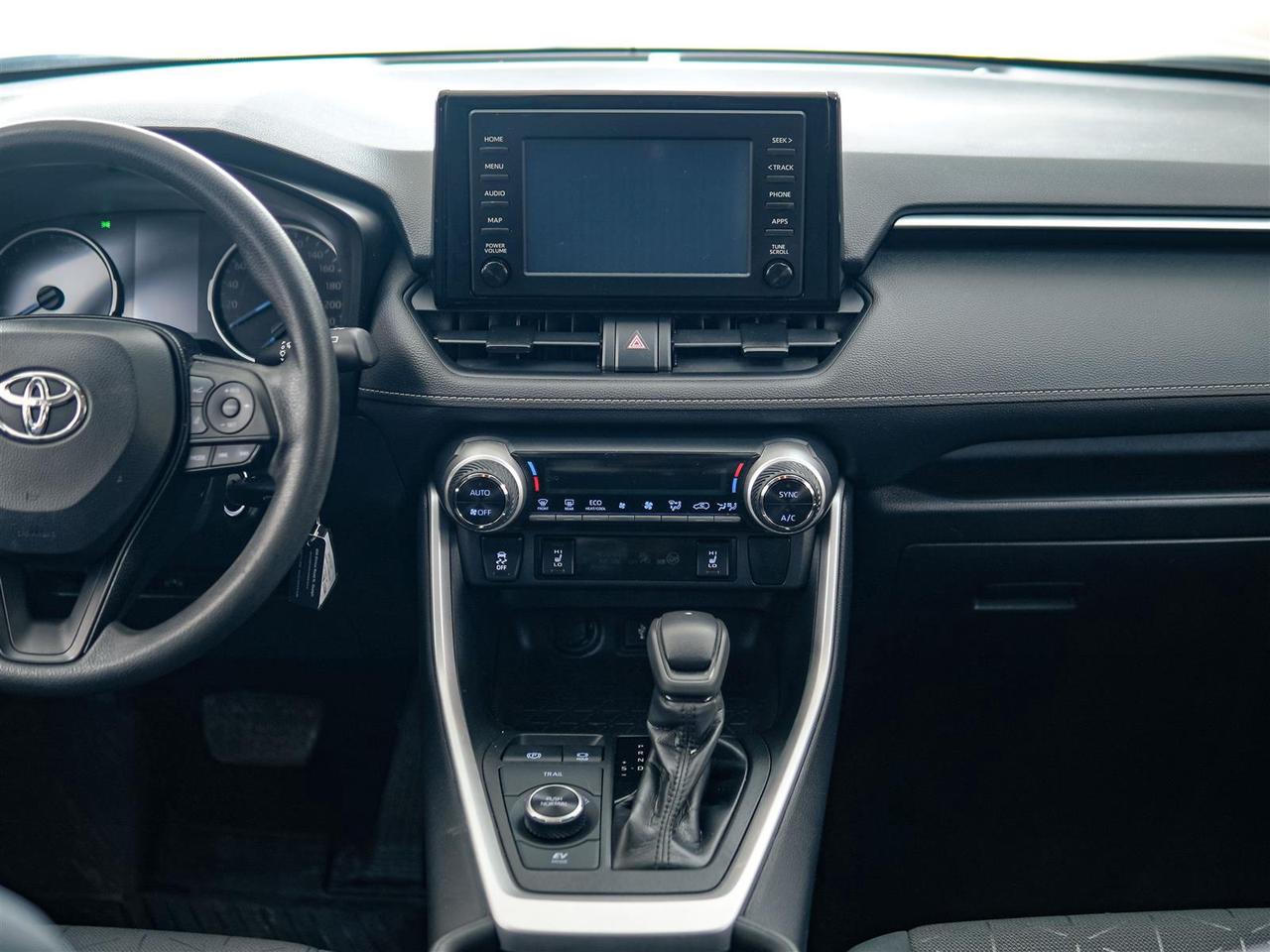 2021 Toyota RAV4 Hybrid HYBRID LE AWD | NO ACCIDENTS | 16 SERVICE RECORDS Photo