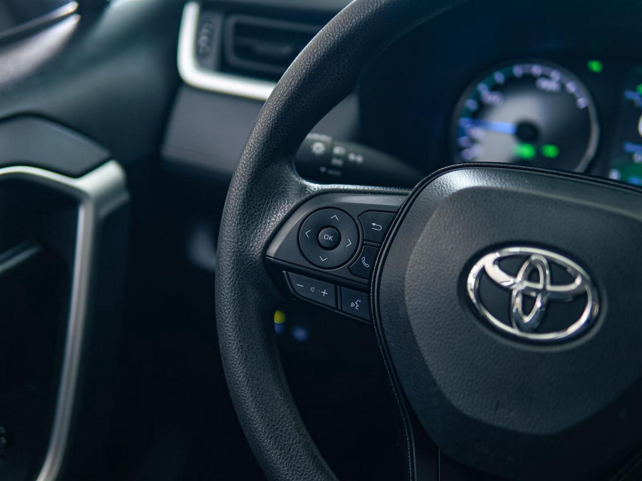 2021 Toyota RAV4 Hybrid HYBRID LE AWD | NO ACCIDENTS | 16 SERVICE RECORDS Photo