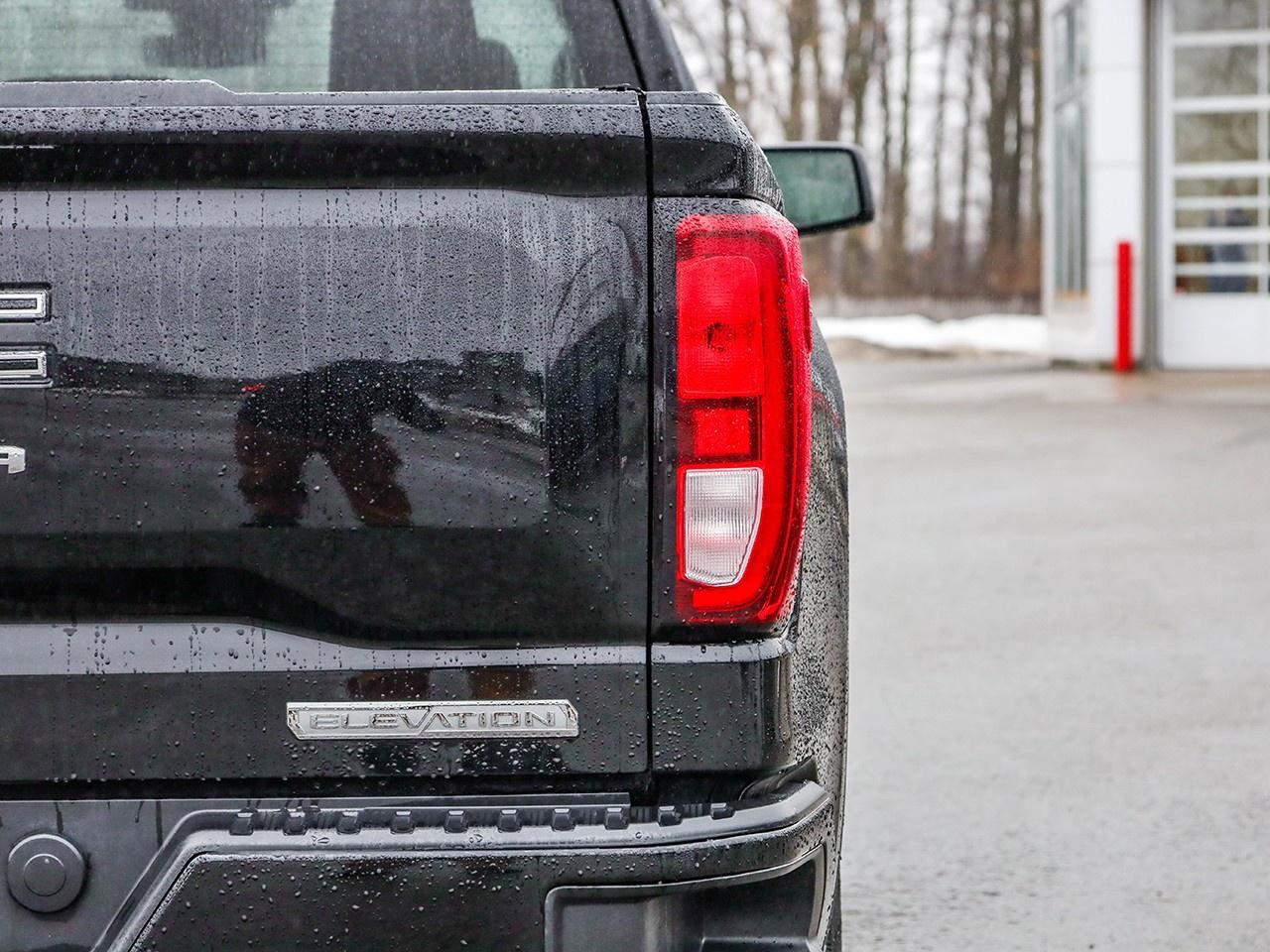 2023 GMC Sierra 1500 ELEVATION Photo