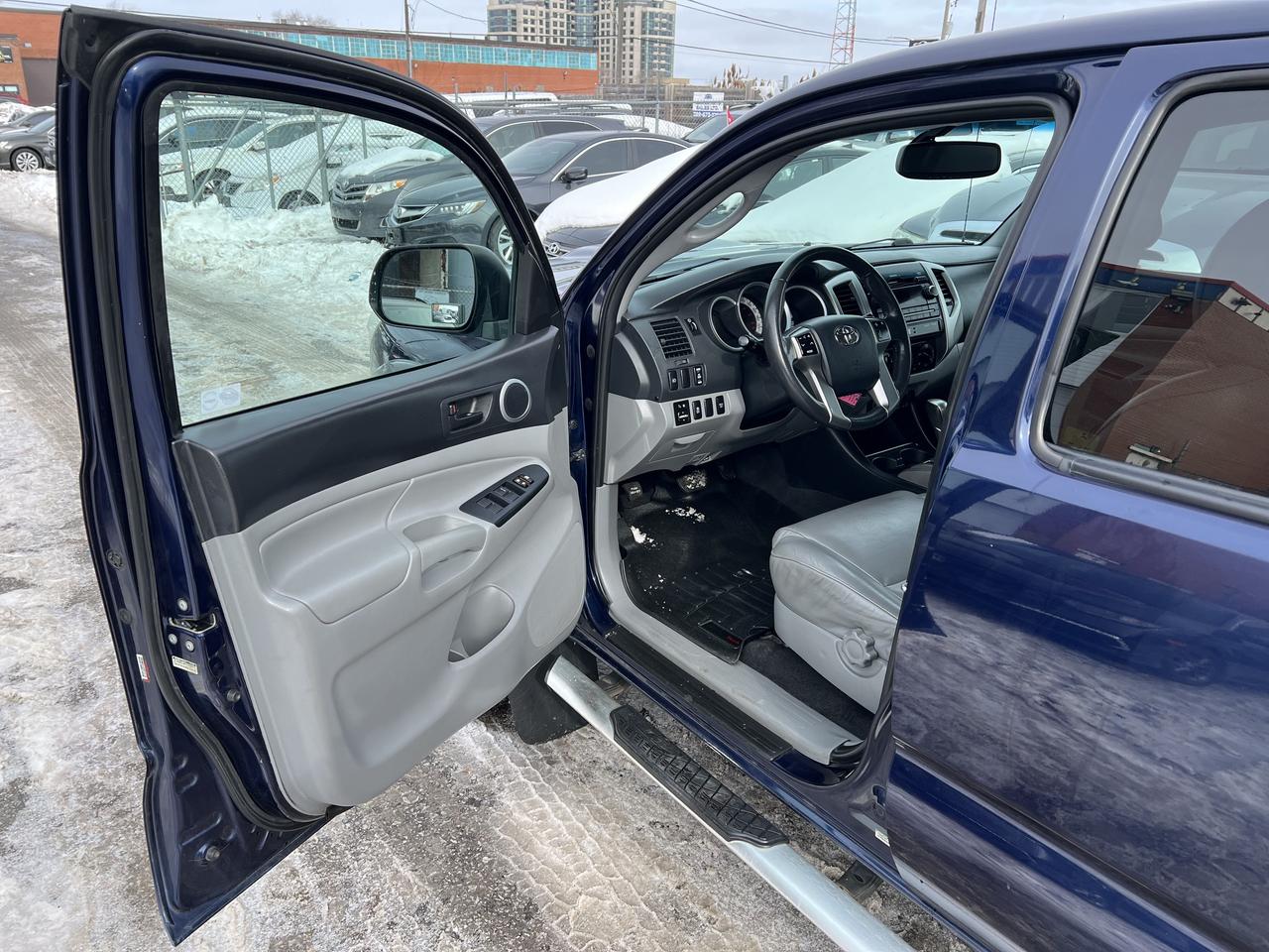 2012 Toyota Tacoma Double Cab TRD Sport Photo