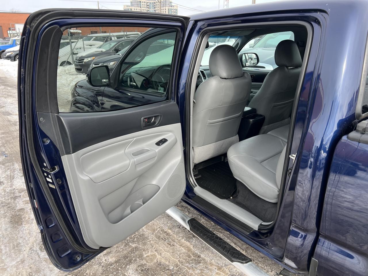 2012 Toyota Tacoma Double Cab TRD Sport Photo