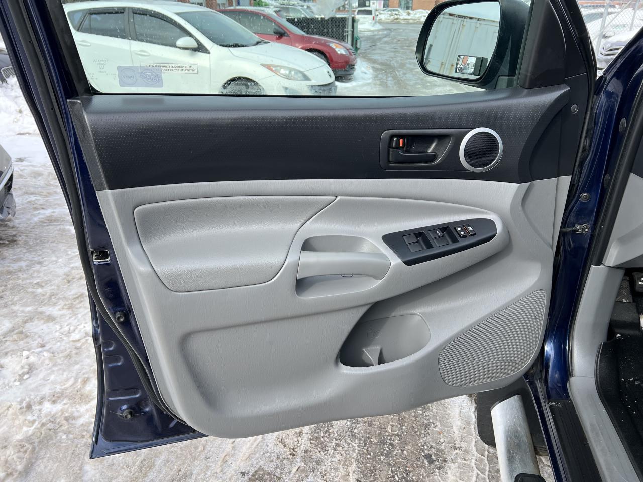 2012 Toyota Tacoma Double Cab TRD Sport Photo