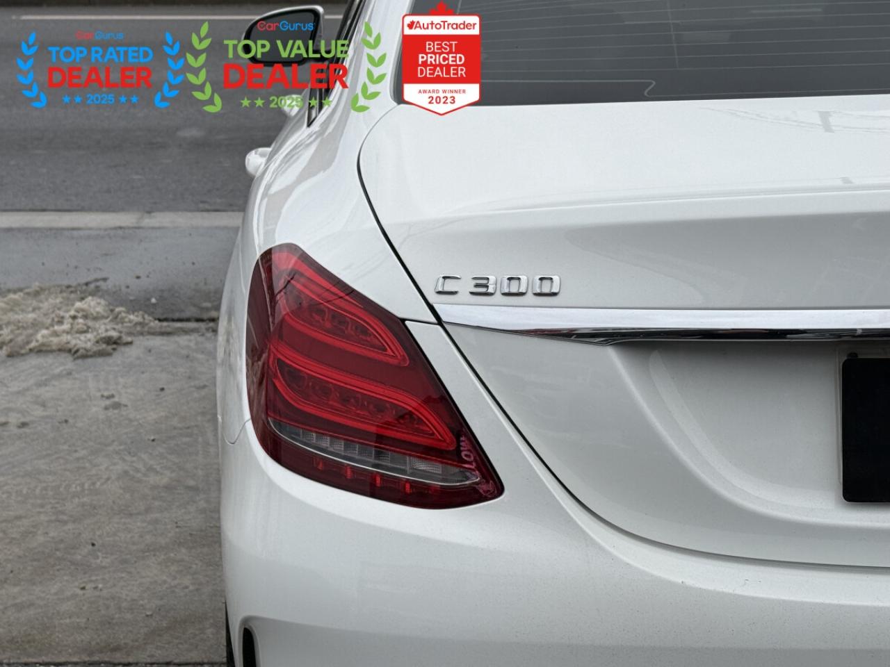 2016 Mercedes-Benz C-Class 300 //AMG PKG | PANO | NAVI | LOADED Photo