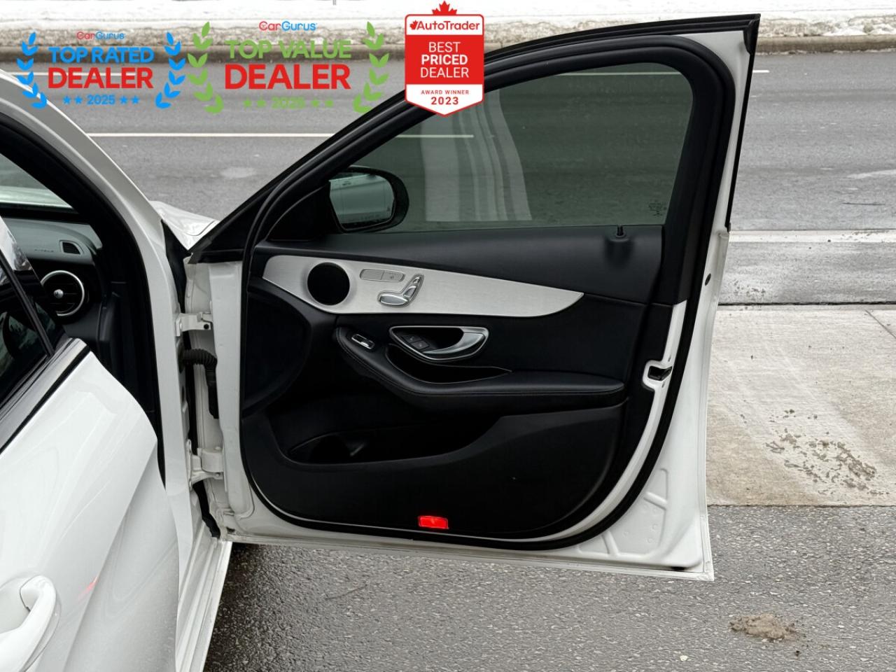 2016 Mercedes-Benz C-Class 300 //AMG PKG | PANO | NAVI | LOADED Photo