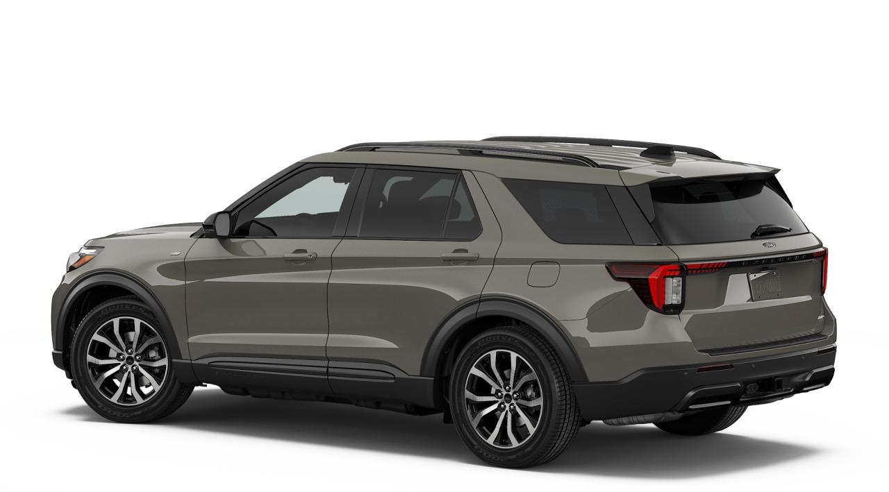 2026 Ford Explorer ST-Line Photo1
