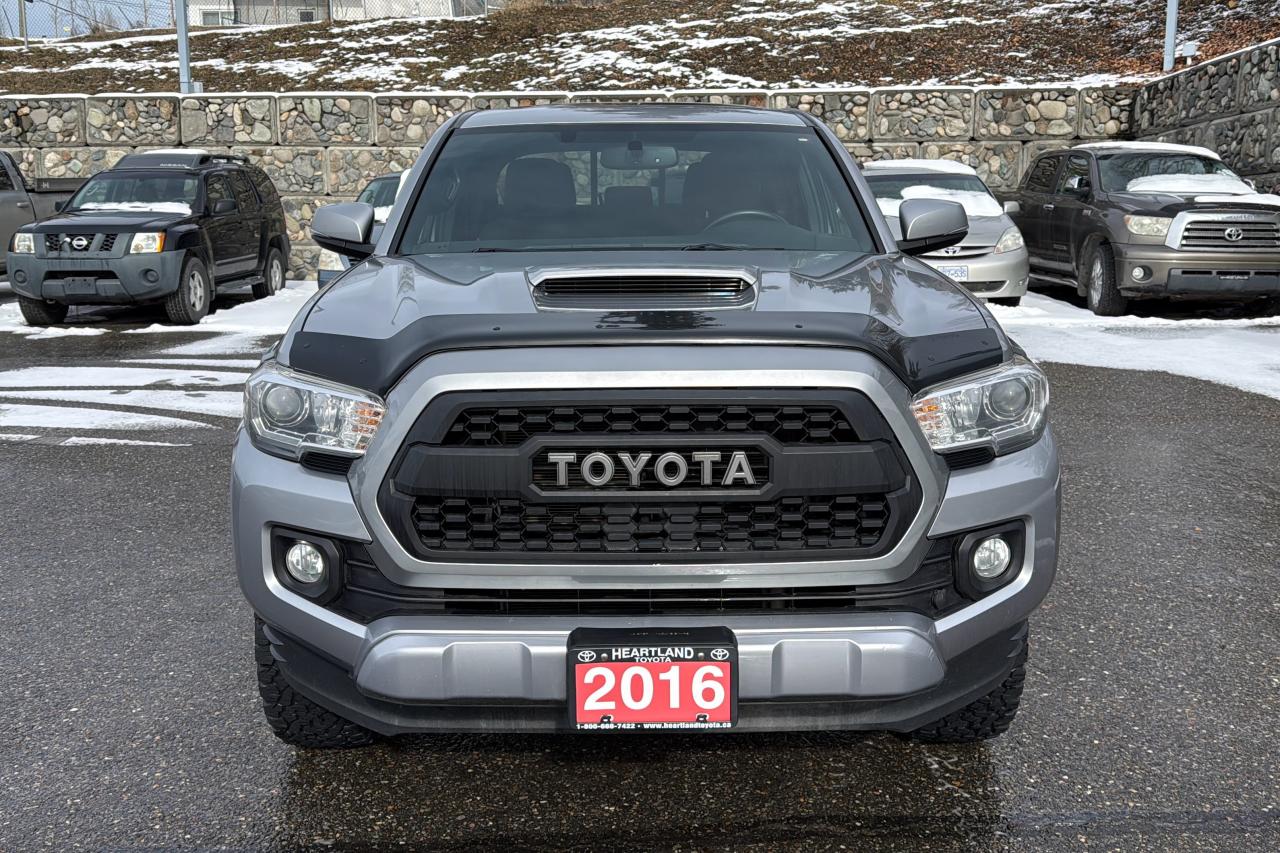 2016 Toyota Tacoma 4X4 Doublecab V6 6A TRD Sport Photo