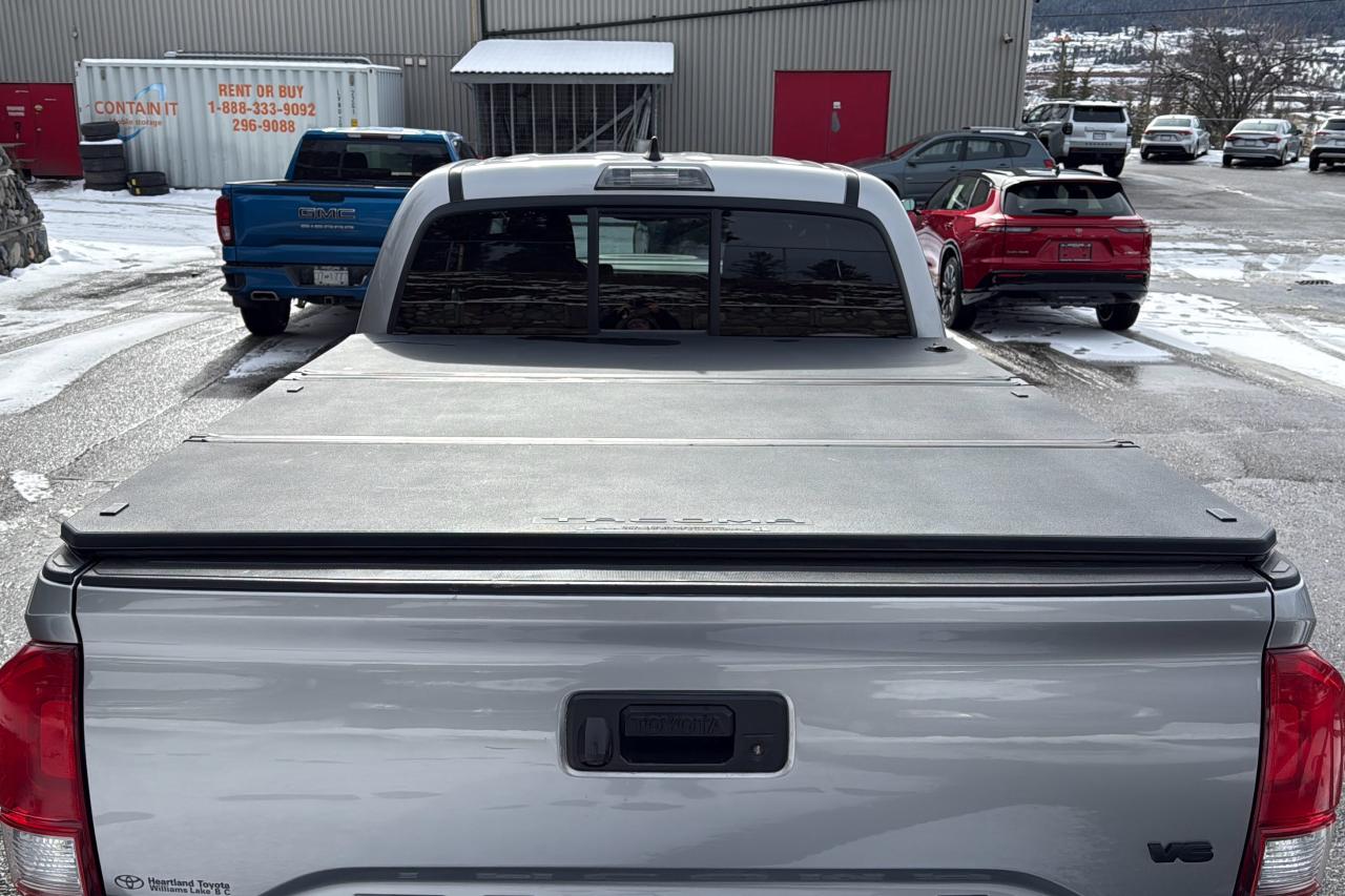 2016 Toyota Tacoma 4X4 Doublecab V6 6A TRD Sport Photo