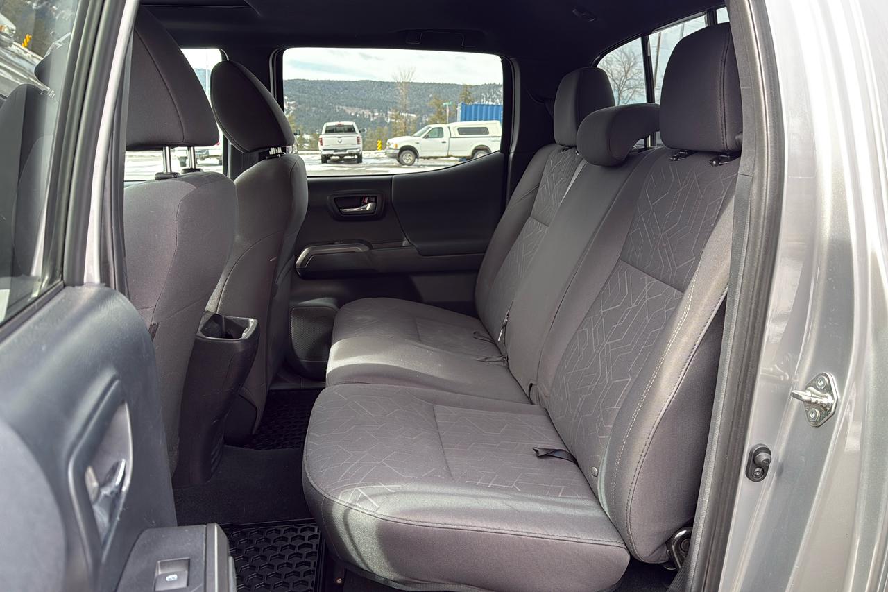 2016 Toyota Tacoma 4X4 Doublecab V6 6A TRD Sport Photo