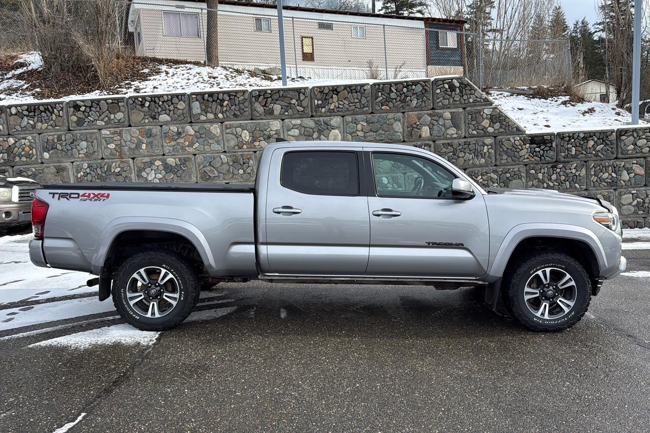 2016 Toyota Tacoma 4X4 Doublecab V6 6A TRD Sport Photo