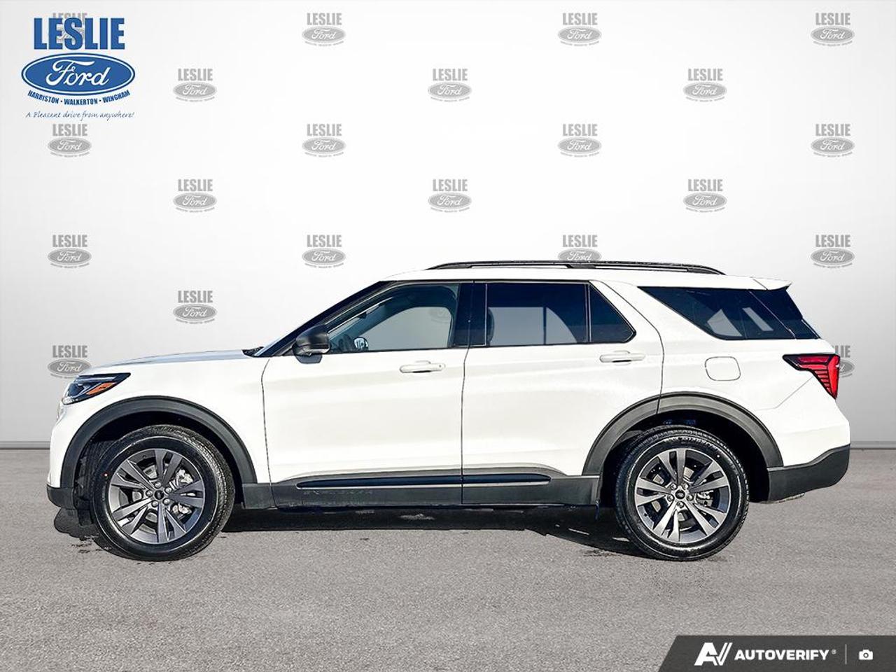 2026 Ford Explorer Active 4WD Photo2