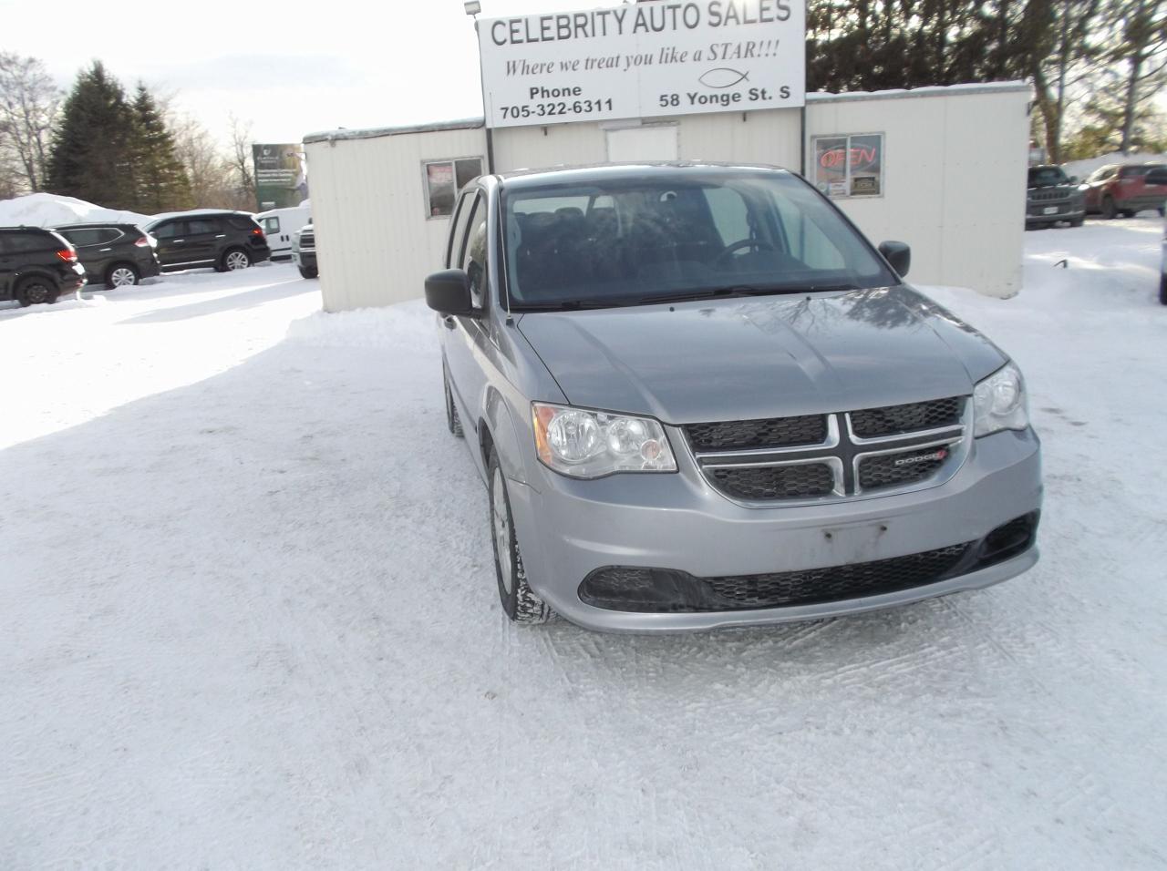2017 Dodge Grand Caravan SE - Photo #1