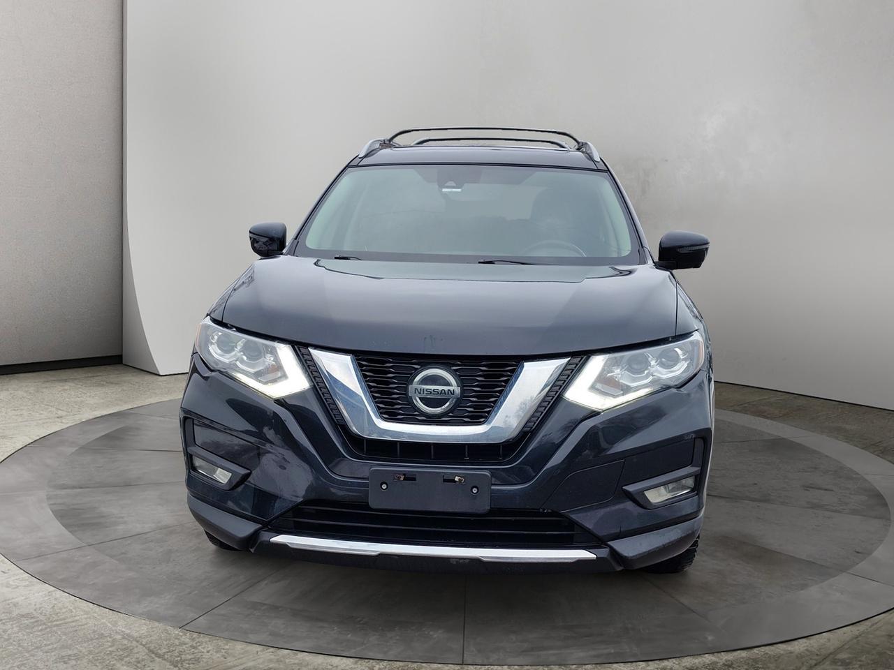 2020 Nissan Rogue SV Photo