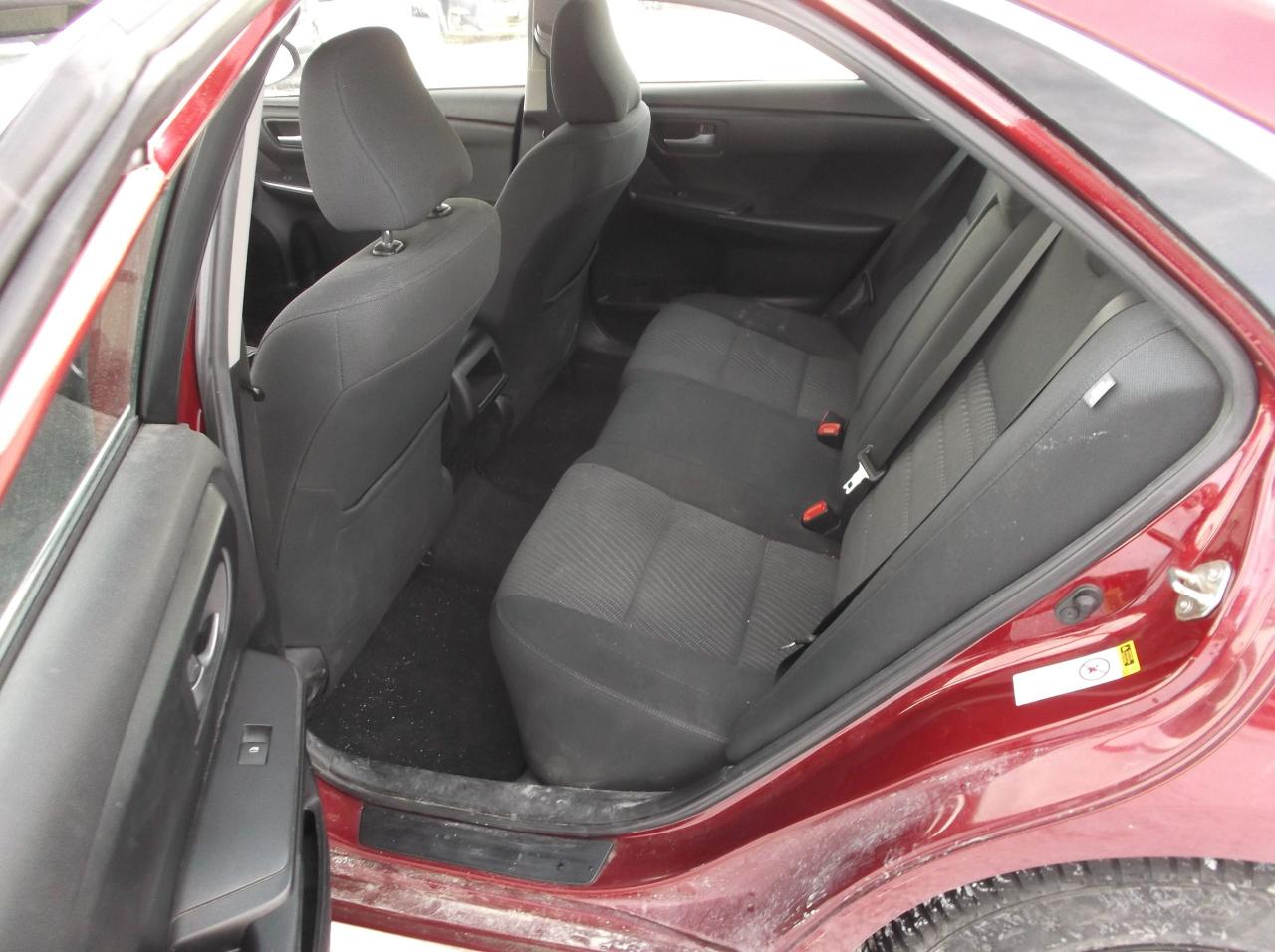 2015 Toyota Camry LE Photo