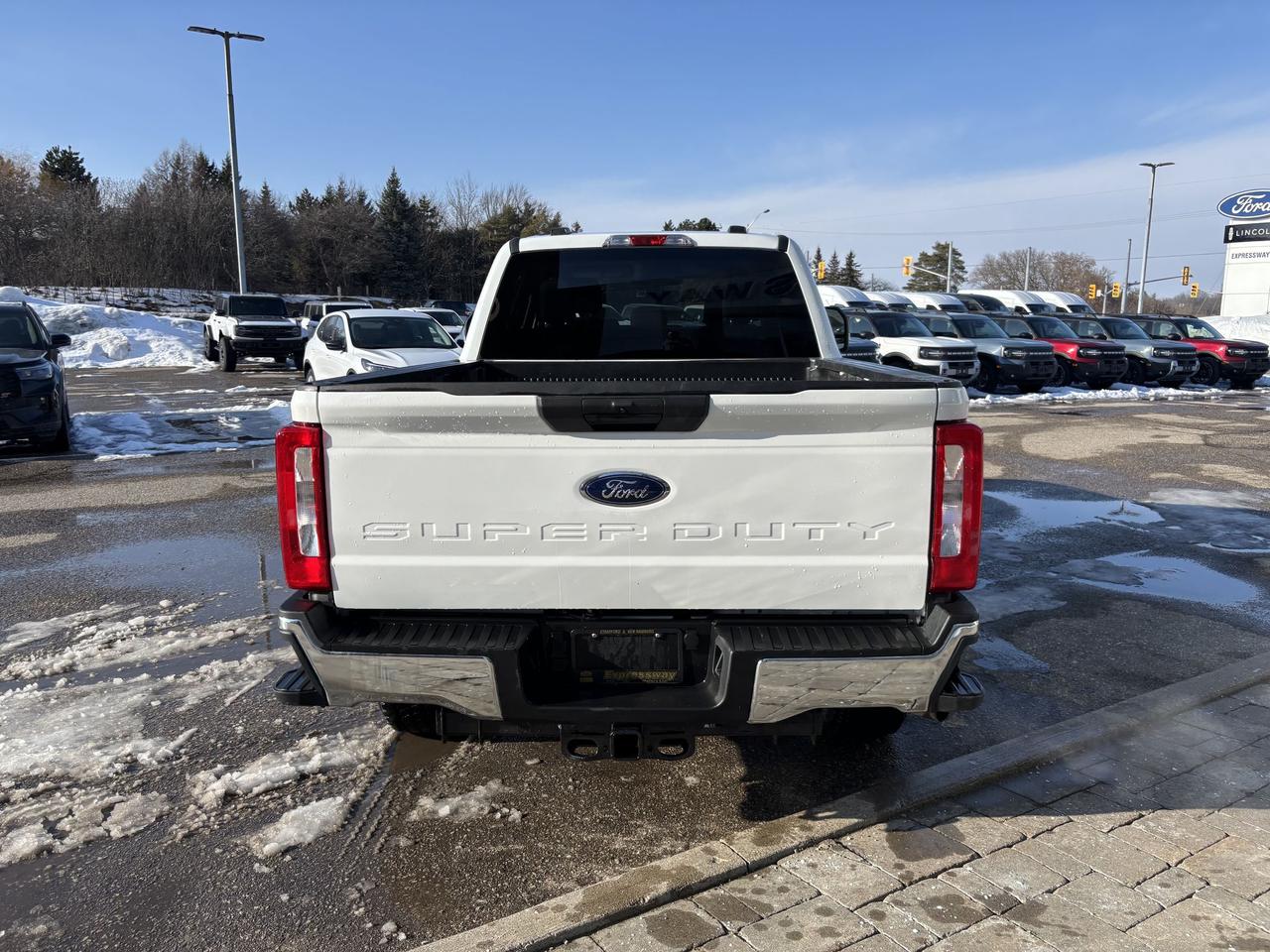 2024 Ford F-250 CREW CAB! 7.3L GODZILLA ENGINE! SHORT BOX! STEPS! Photo