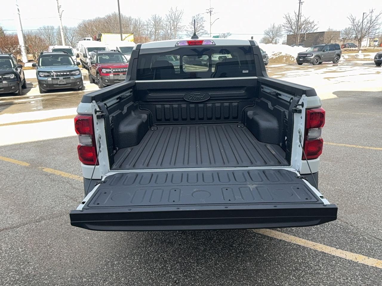 2026 Ford Maverick LARIAT, HYBRID, MOON ROOF, 360 DEGREE CAMERA Photo