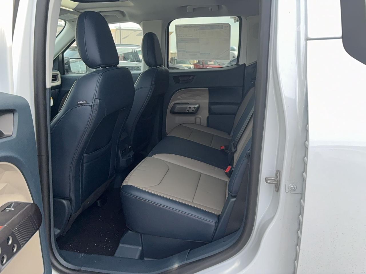2026 Ford Maverick LARIAT, HYBRID, MOON ROOF, 360 DEGREE CAMERA Photo