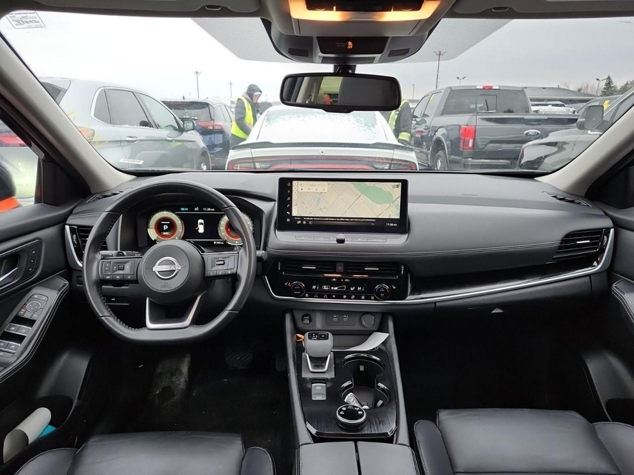 2024 Nissan Rogue SL Photo