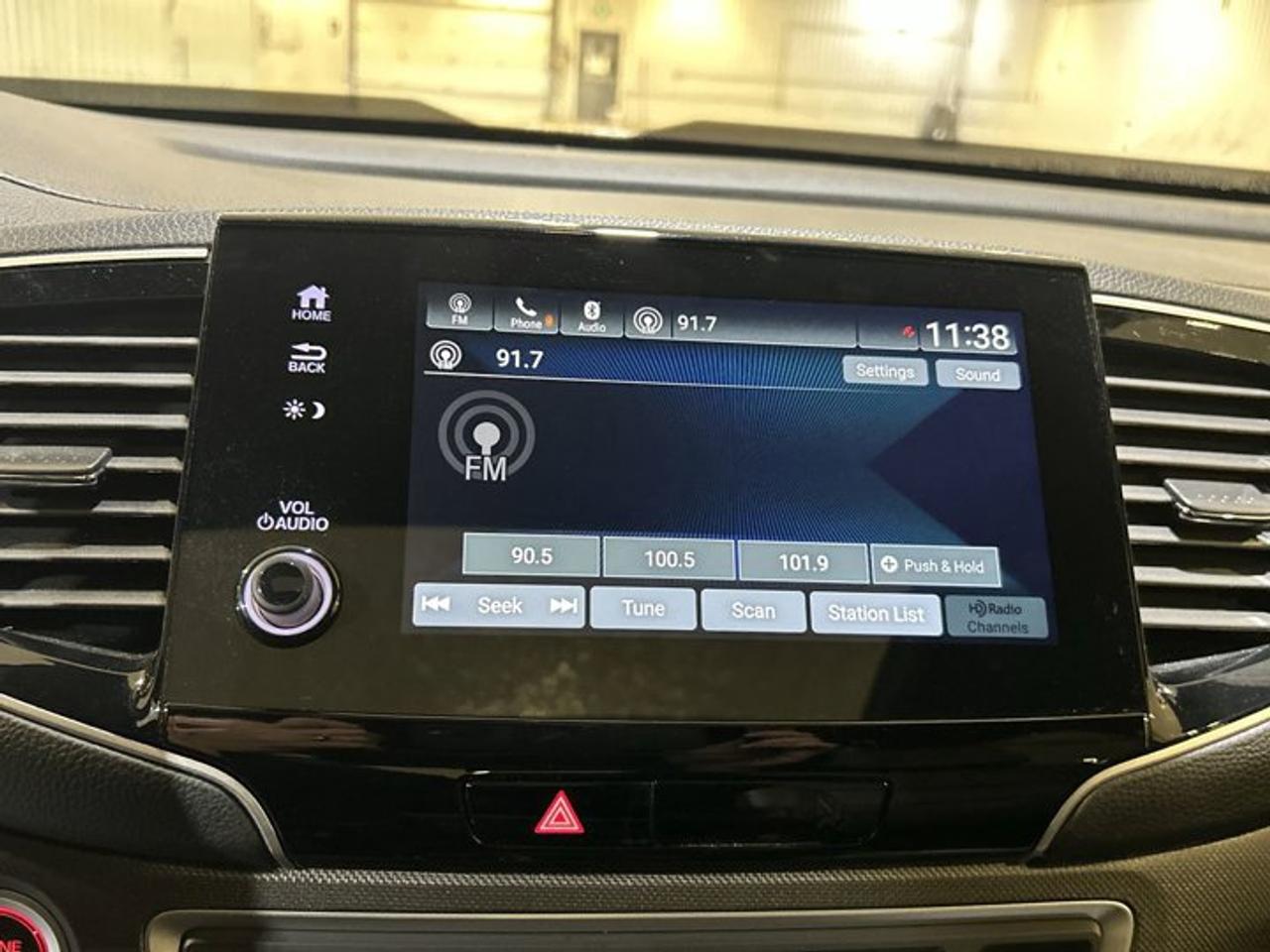 2023 Honda Passport TrailSport AWD | Remote Start | Heated Steering Wheel | Leather Seats Photo