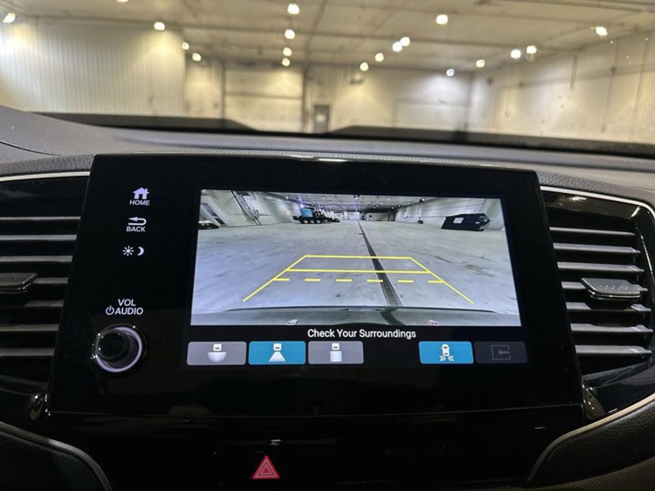 2023 Honda Passport TrailSport AWD | Remote Start | Heated Steering Wheel | Leather Seats Photo