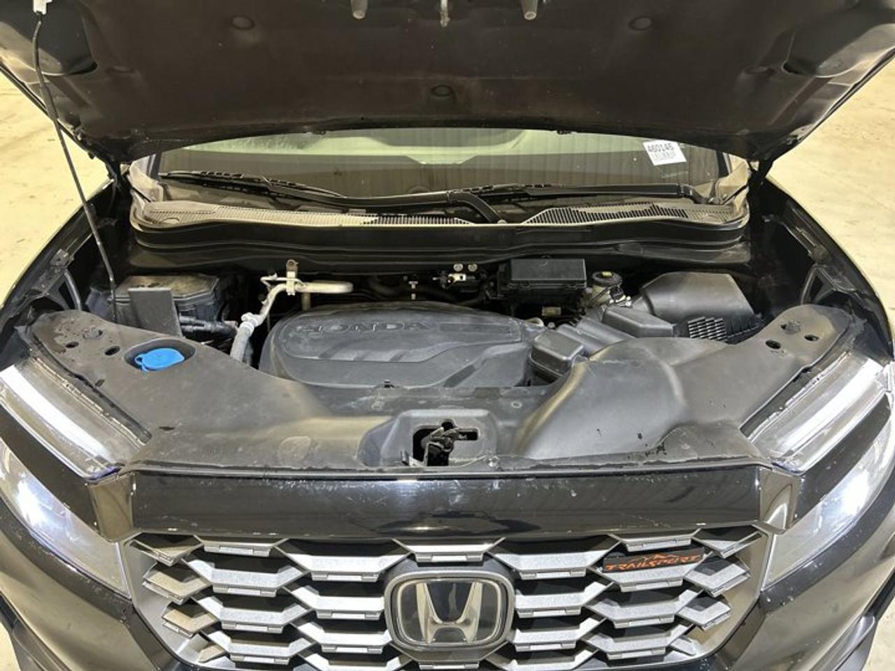 2023 Honda Passport TrailSport AWD | Remote Start | Heated Steering Wheel | Leather Seats Photo