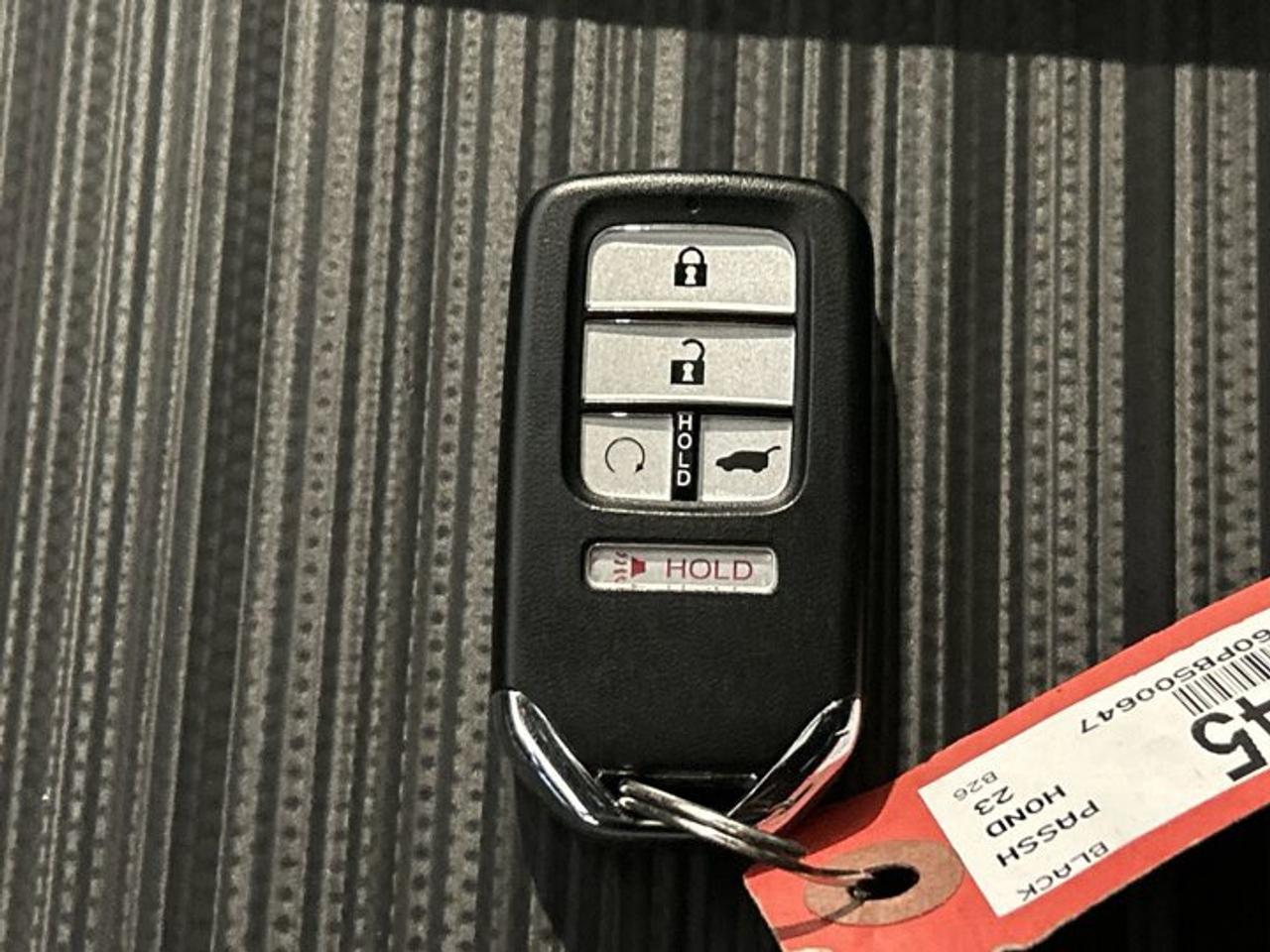 2023 Honda Passport TrailSport AWD | Remote Start | Heated Steering Wheel | Leather Seats Photo