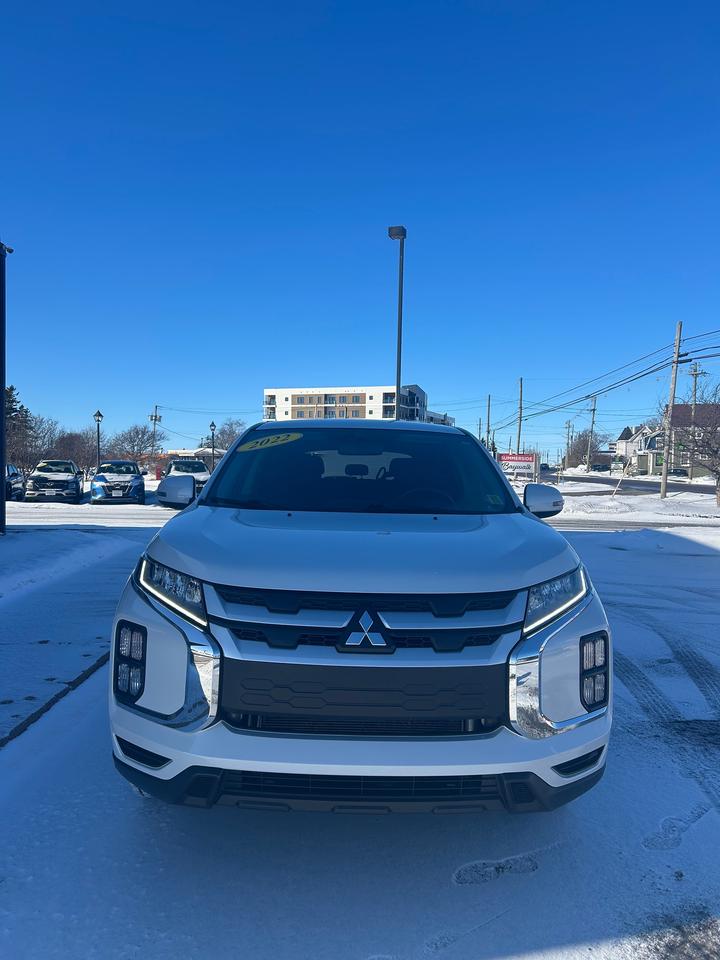 2022 Mitsubishi RVR SE Photo