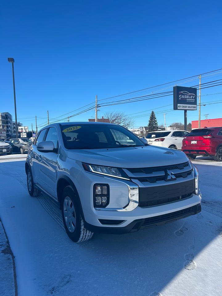 2022 Mitsubishi RVR SE Photo