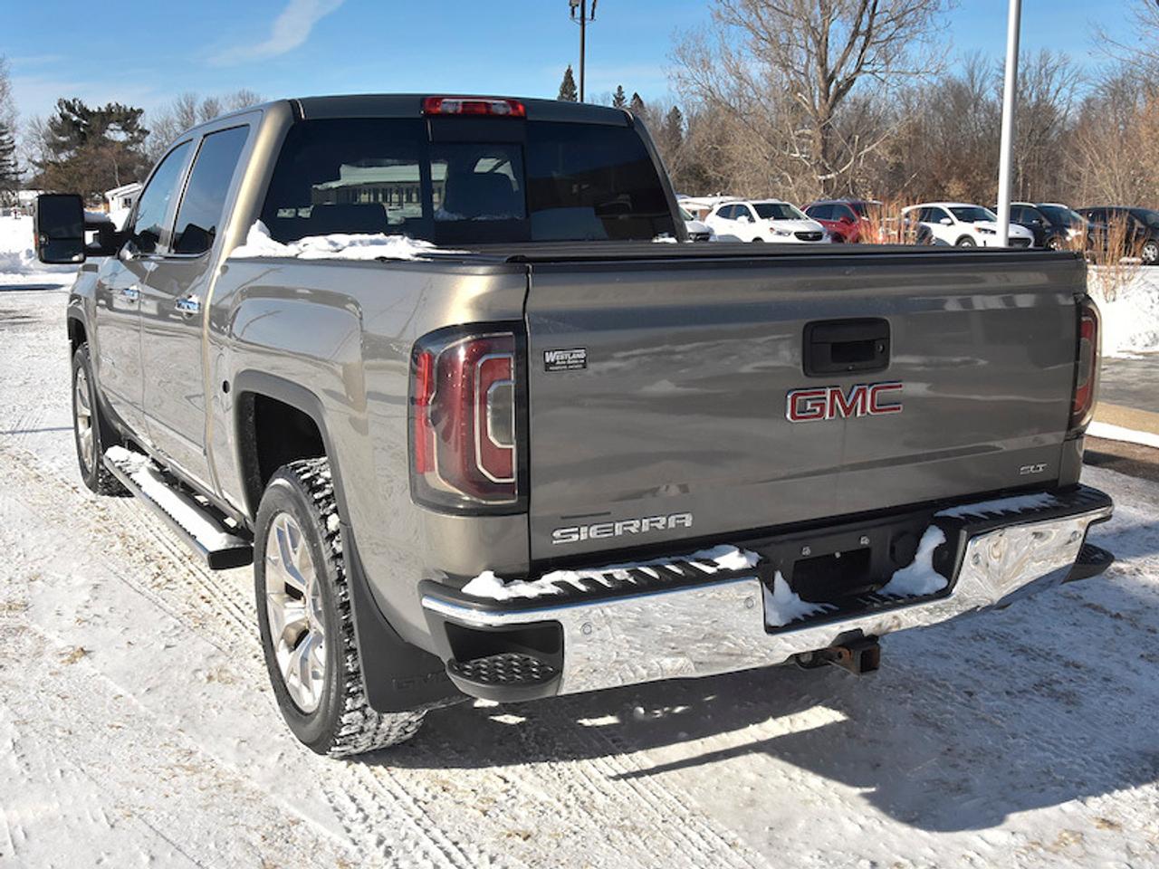 2017 GMC Sierra 1500 SLT Photo3