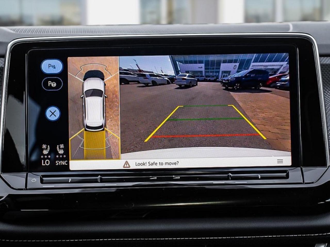 2026 Volkswagen Atlas Cross Sport Execline  - Massaging Seats Photo