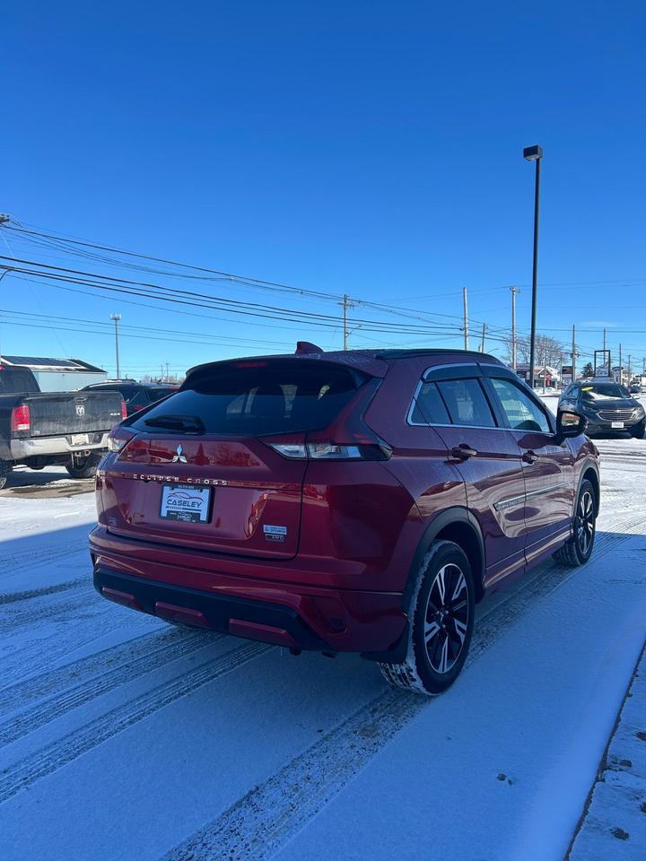 2025 Mitsubishi Eclipse Cross SEL Photo
